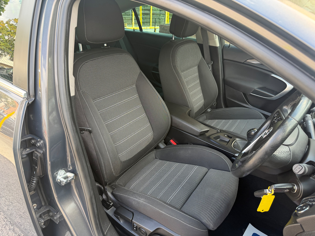 2013 63 VAUXHALL INSIGNIA