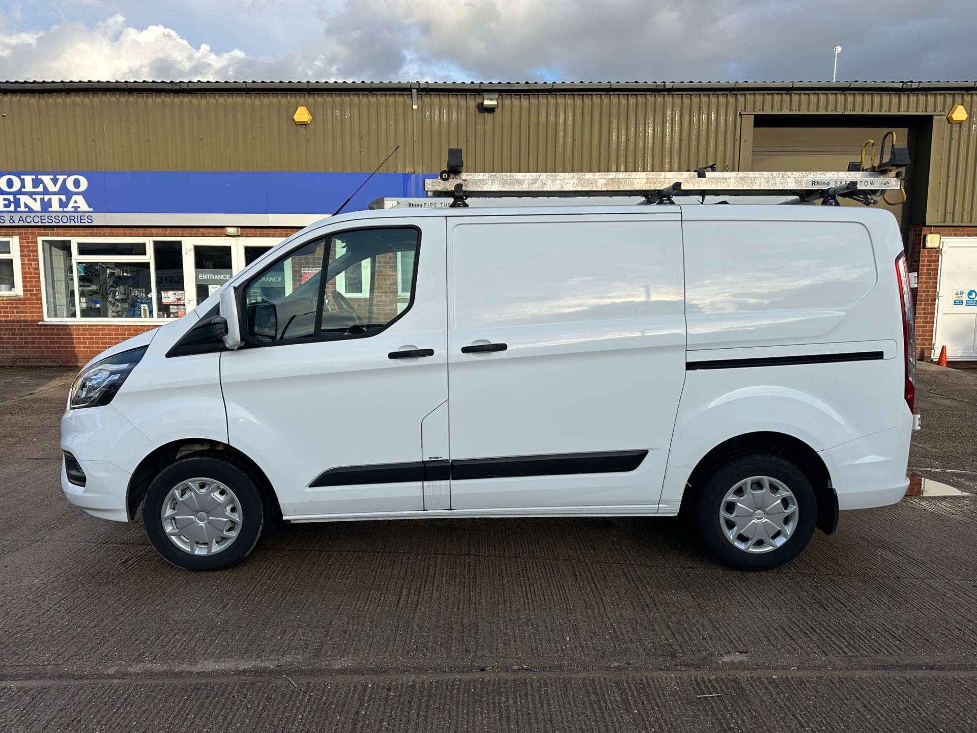 Used Ford Transit Custom for sale in Maldon, Essex Amavans