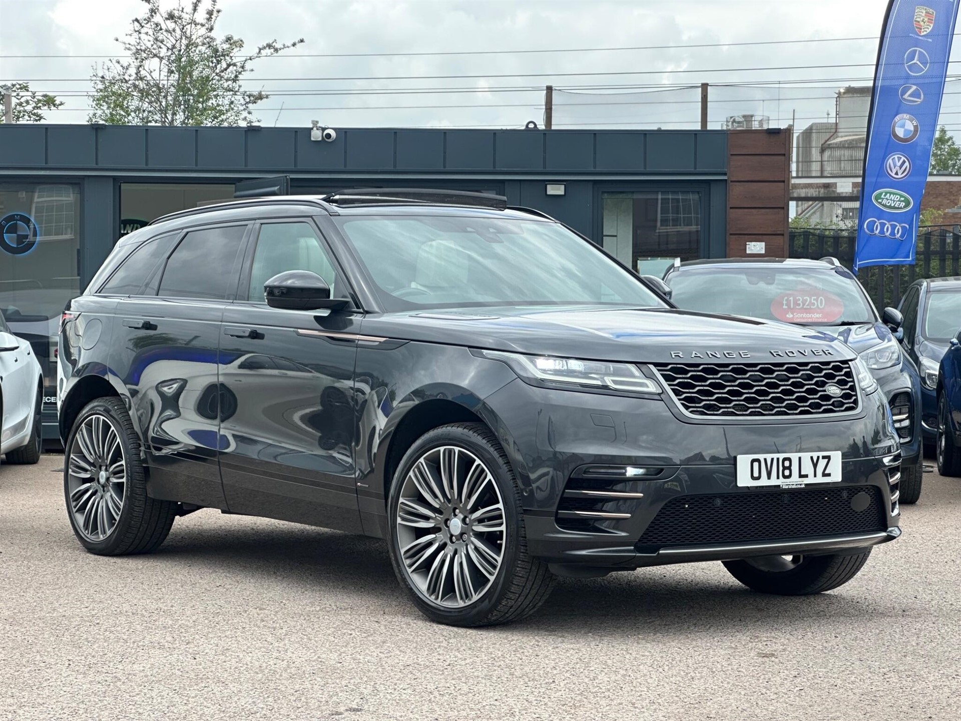 Used Land Rover Range Rover Velar 2.0 D240 R-Dynamic HSE Auto 4WD Euro ...