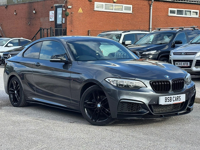 2015 BMW 218i