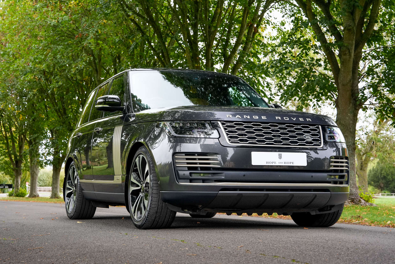 Used Land Rover Range Rover for sale in Warwick, Warwickshire | Hope ...