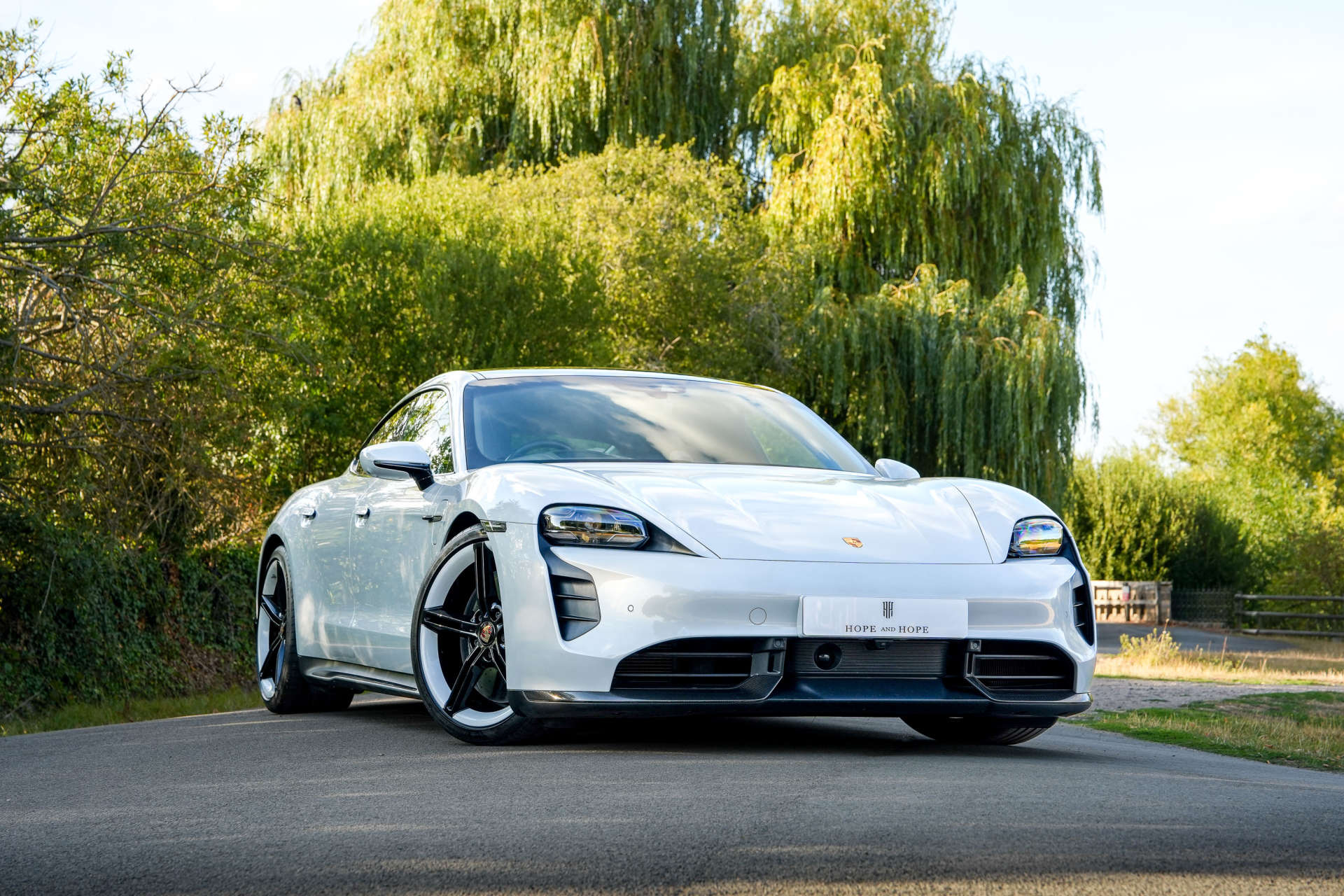 2020 PORSCHE TAYCAN