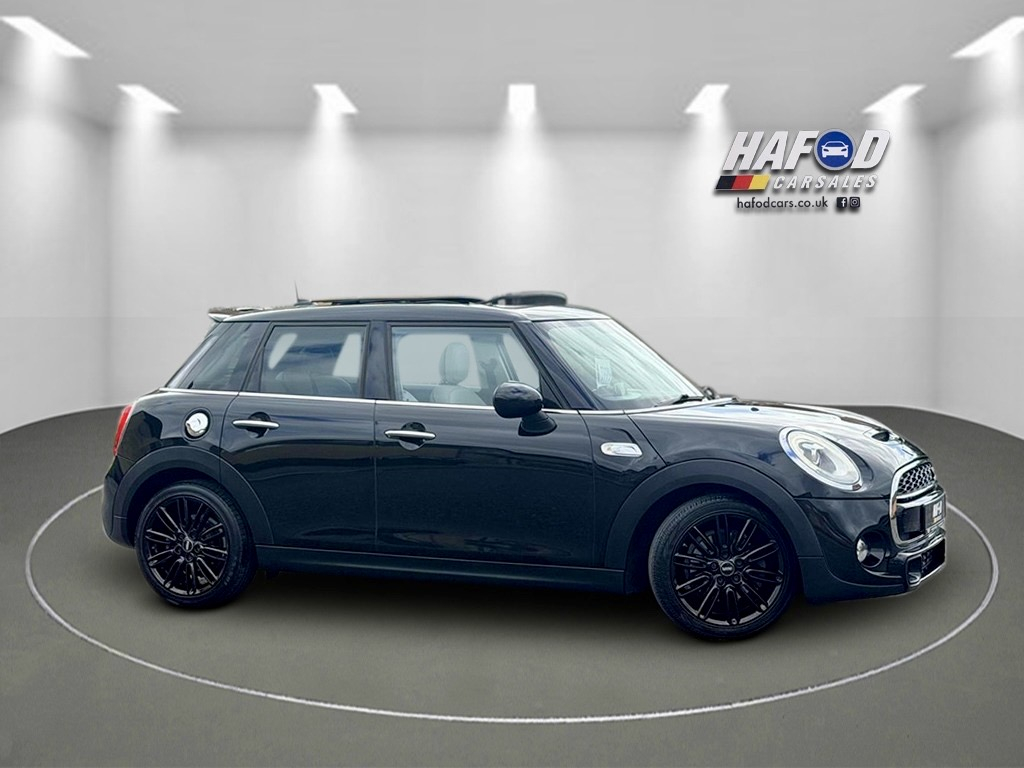 2016 MINI Hatch