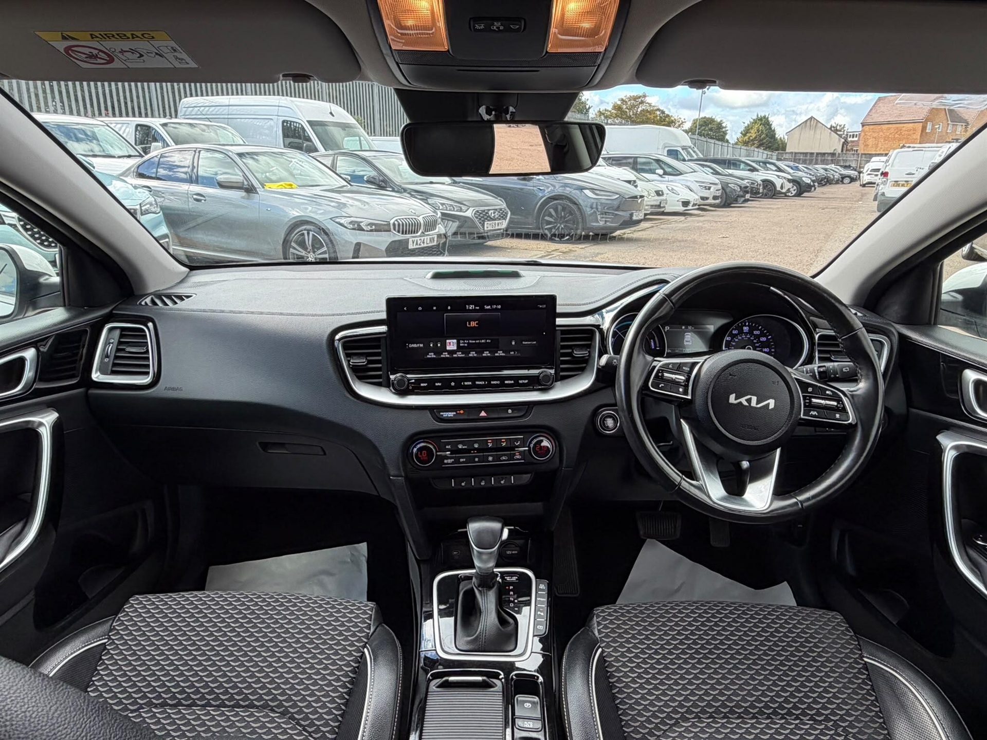 2023 KIA XCeed