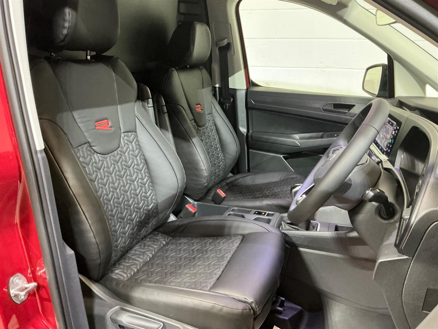 Used Volkswagen Caddy SPORTLINE EDITION R PRO for sale in Rotherham ...