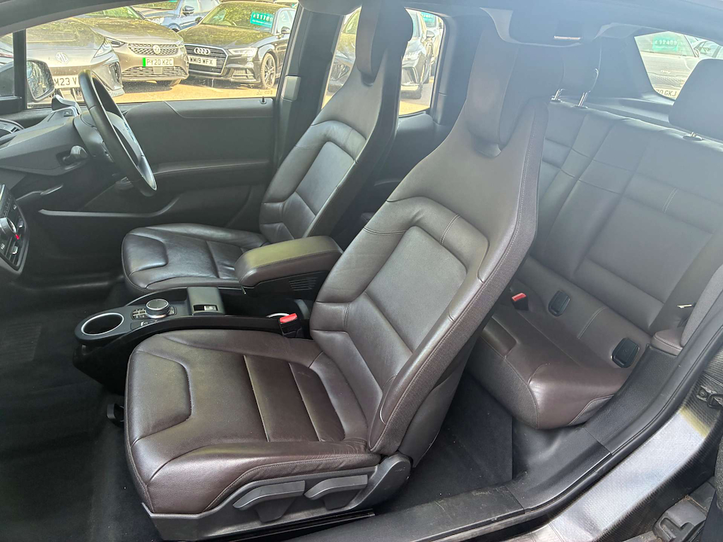 2020 BMW i3 — image 21