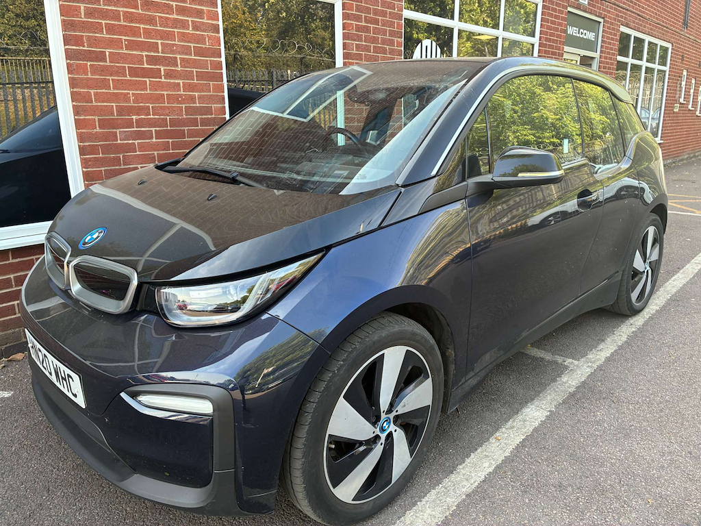 2020 BMW i3 — image 3