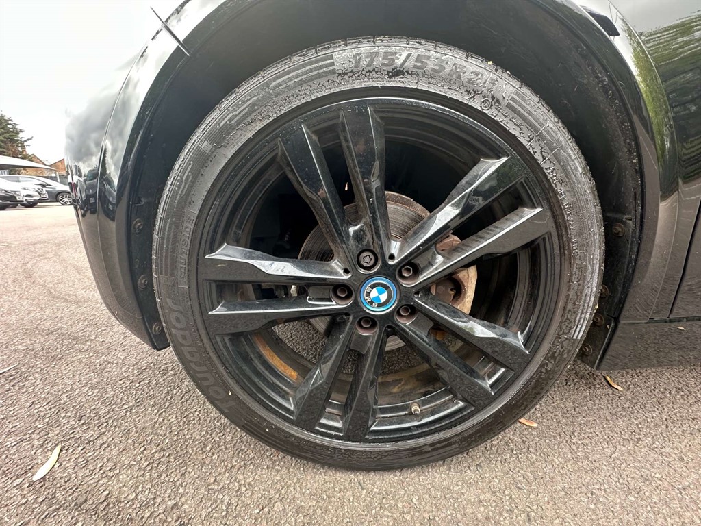 2022 BMW i3 — image 39