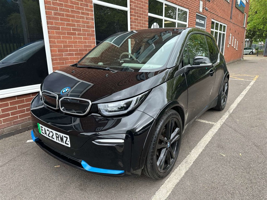 2022 BMW i3 — image 7