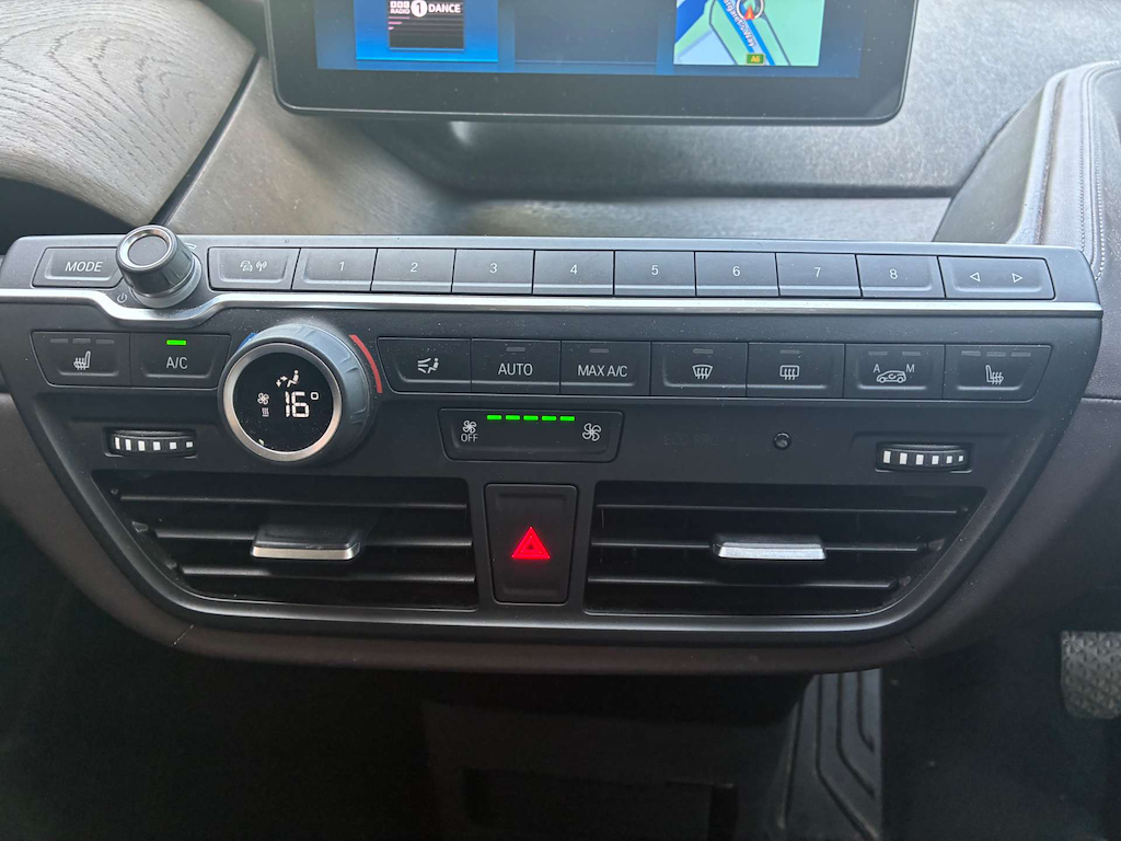 2020 BMW i3 — image 13