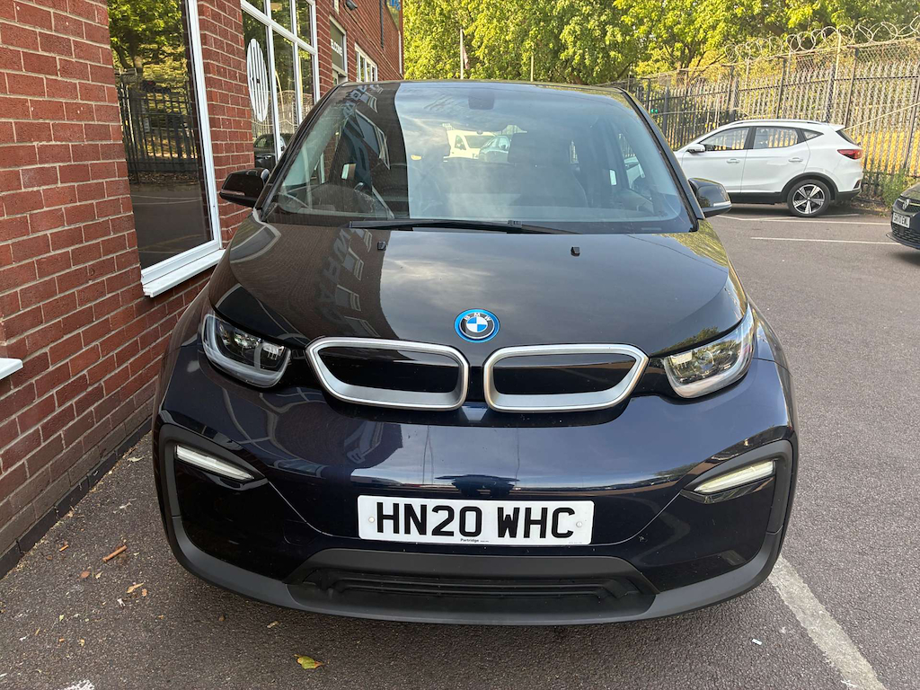 2020 BMW i3 — image 2