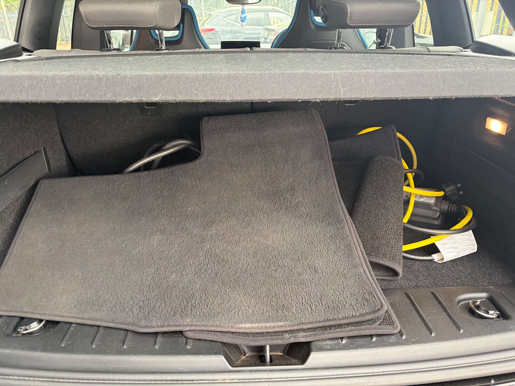 2020 BMW i3 — image 14