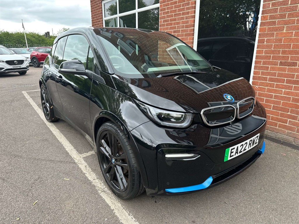 2022 BMW i3 — image 6