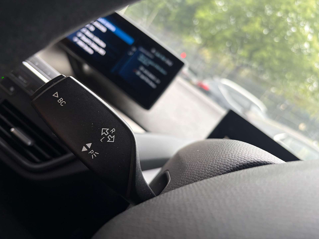 2020 BMW i3 — image 22