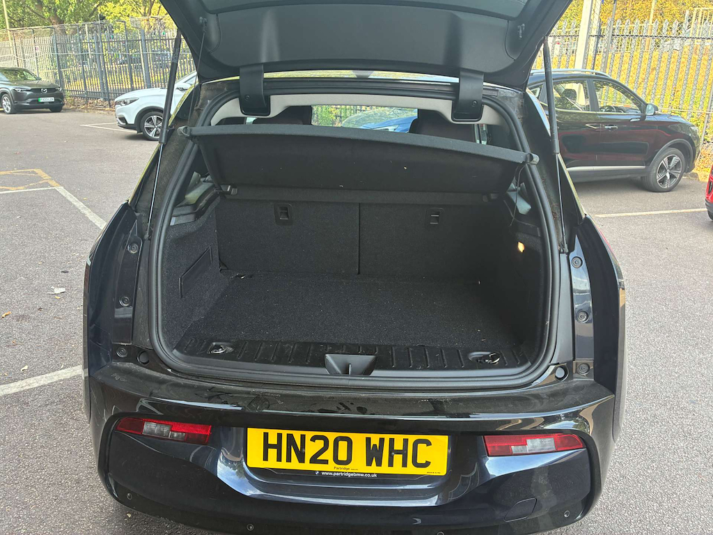 2020 BMW i3 — image 24