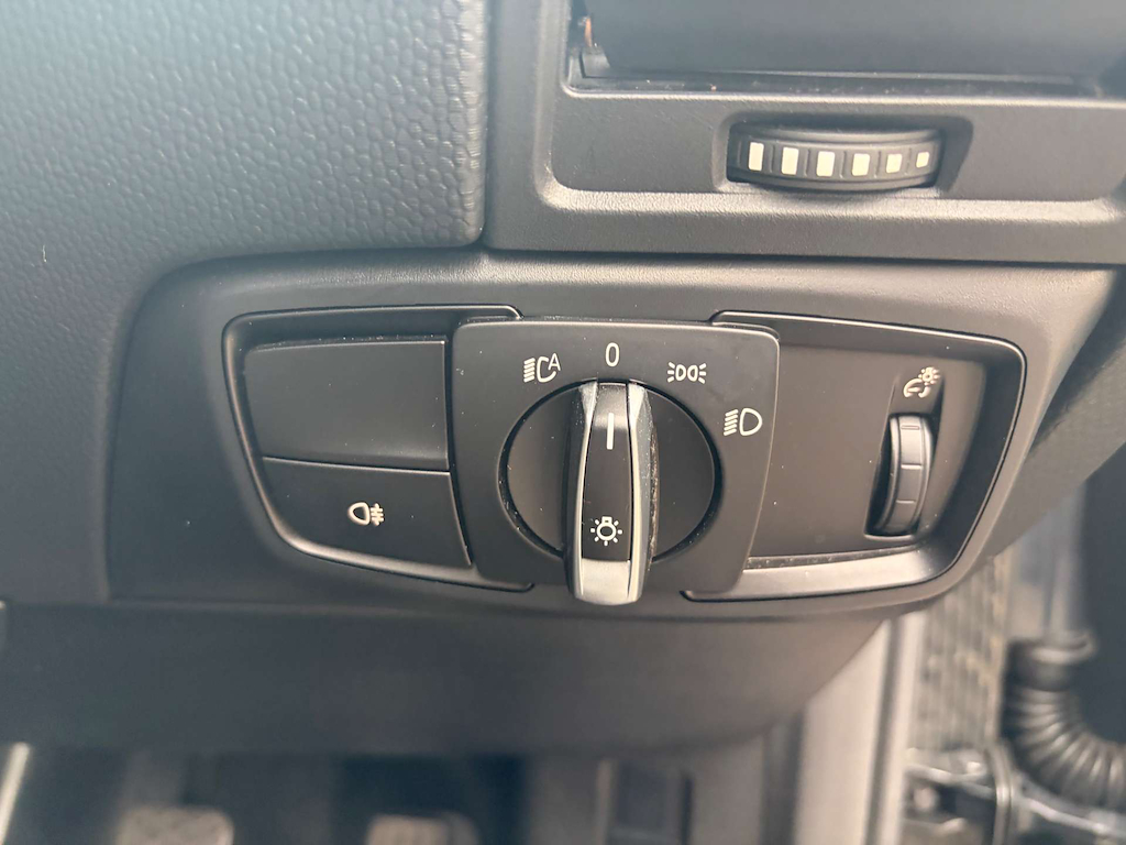 2020 BMW i3 — image 26