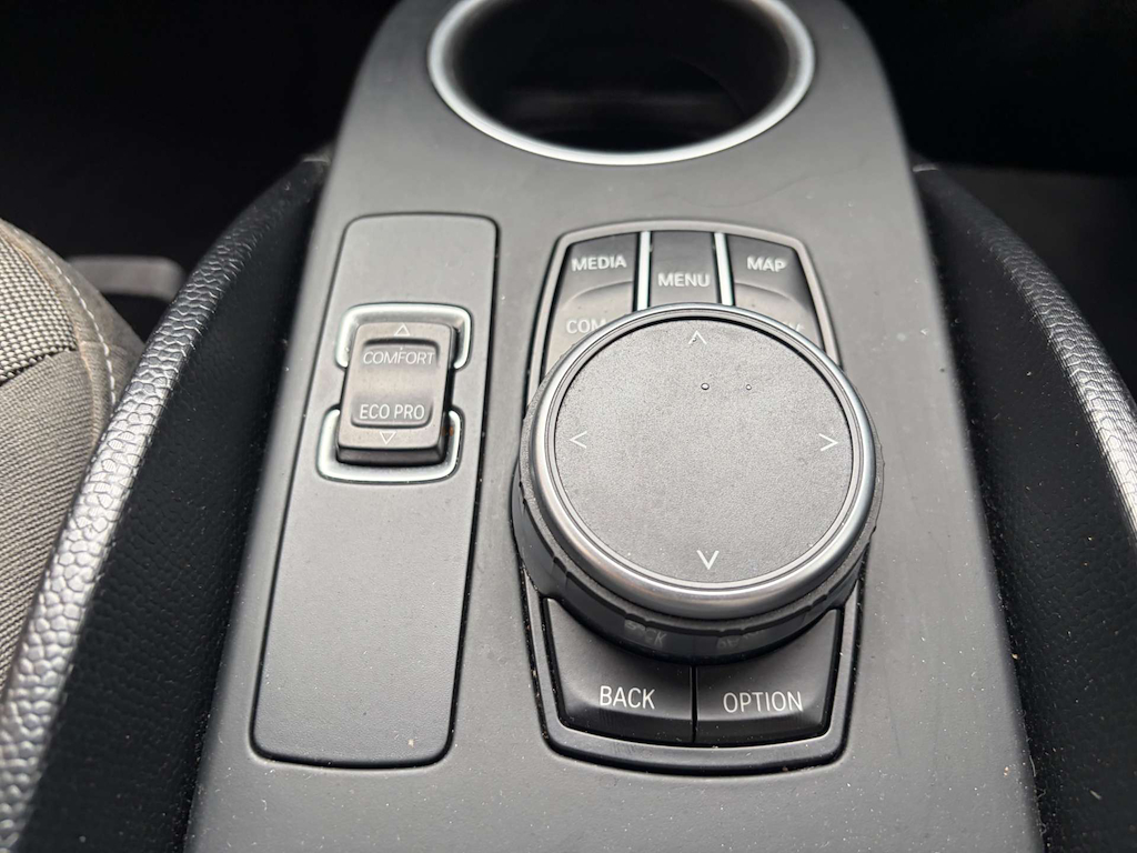 2020 BMW i3 — image 24