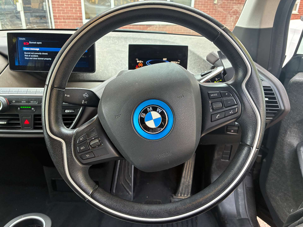2020 BMW i3 — image 9