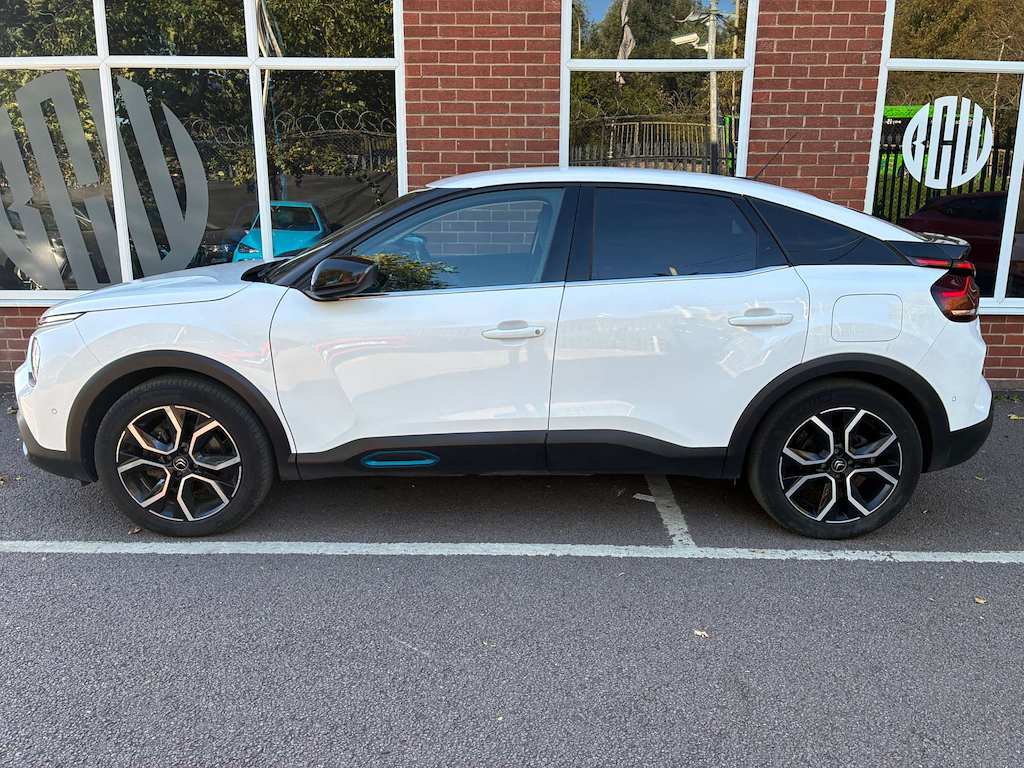 2022 Citroen C4 — image 4