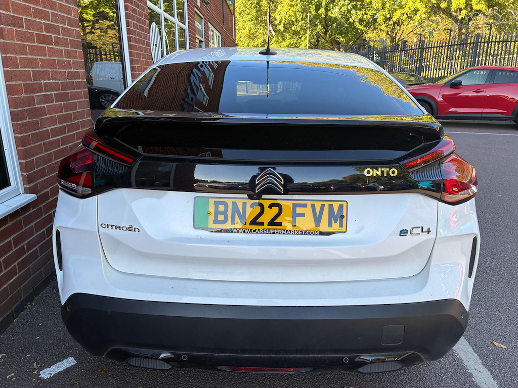 2022 Citroen C4 — image 11