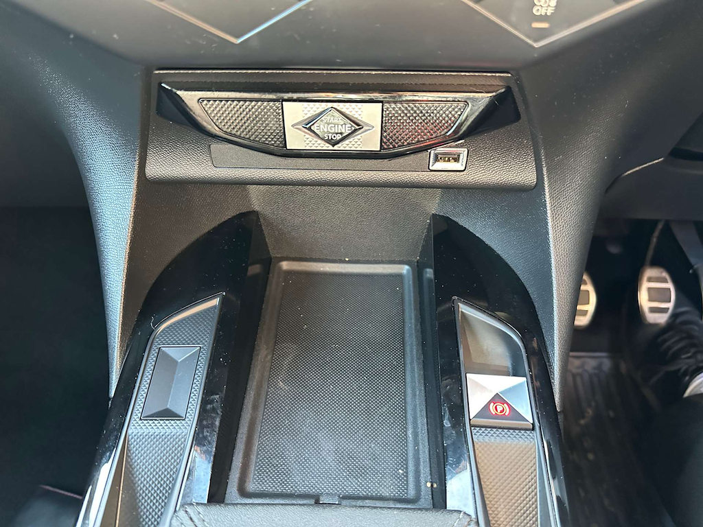 2019 DS 3 — image 21