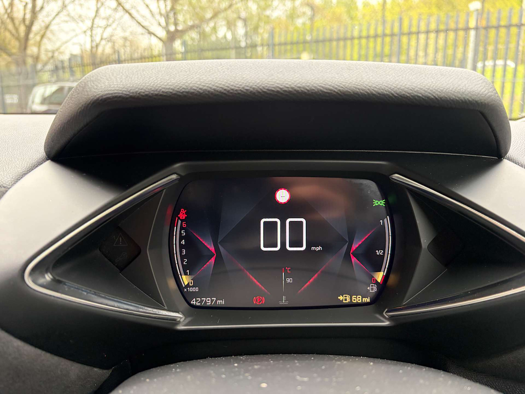 2020 DS 3 — image 18