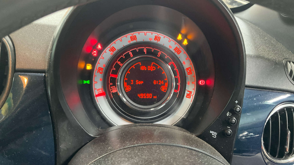 2023 Fiat 500 — image 8