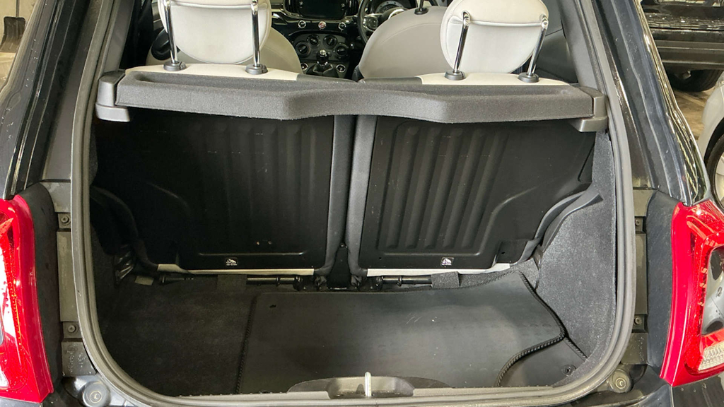 2021 Fiat 500 — image 7