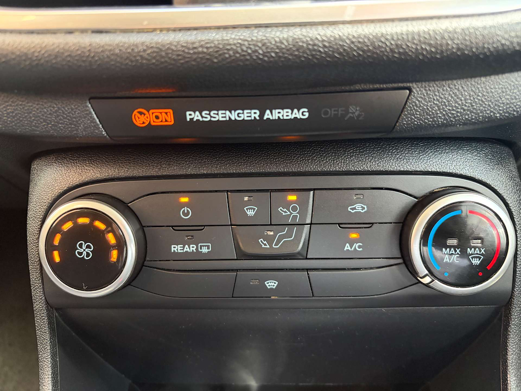 2020 Ford Fiesta — image 25