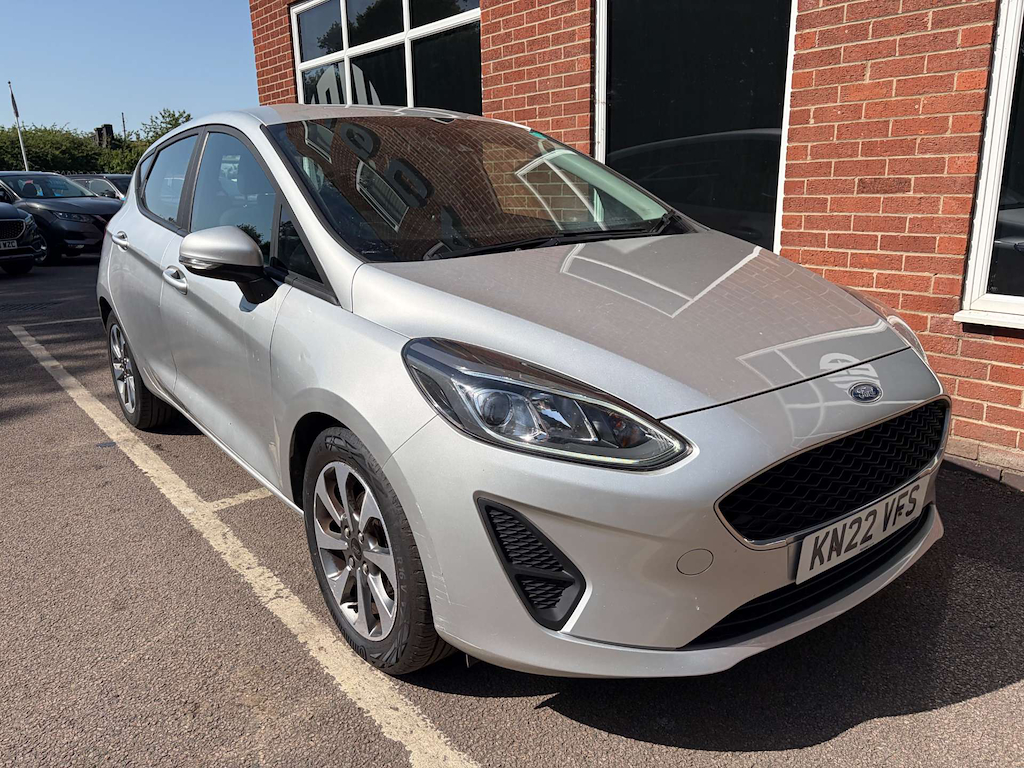 2022 Ford Fiesta — image 3