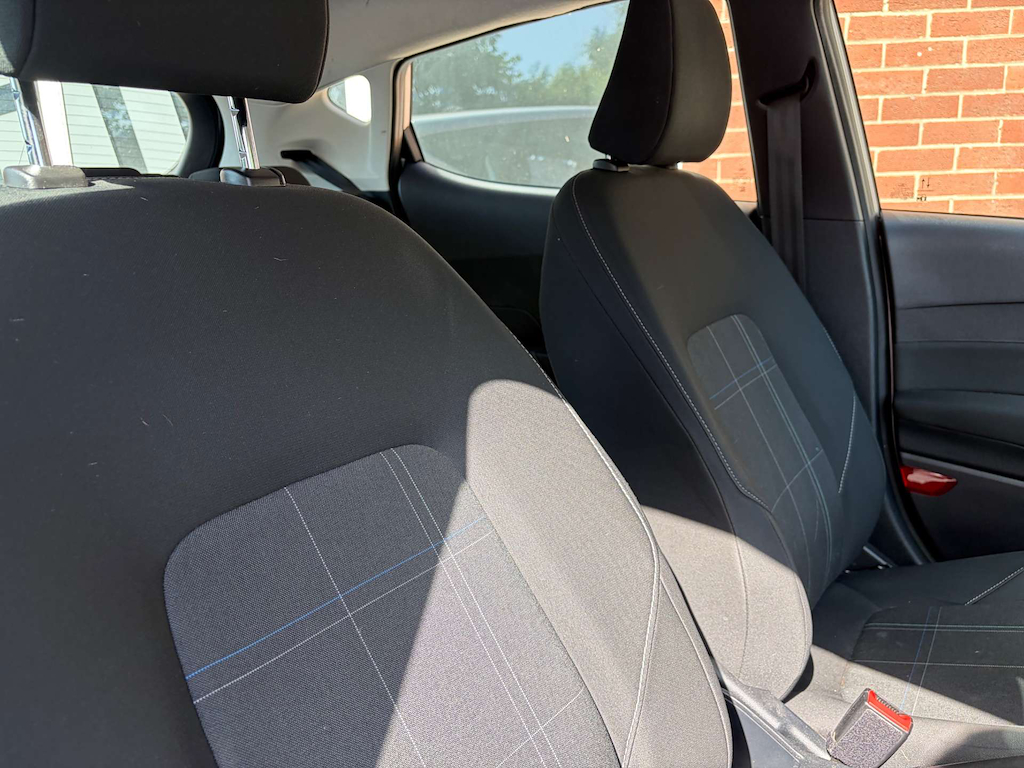 2022 Ford Fiesta — image 9