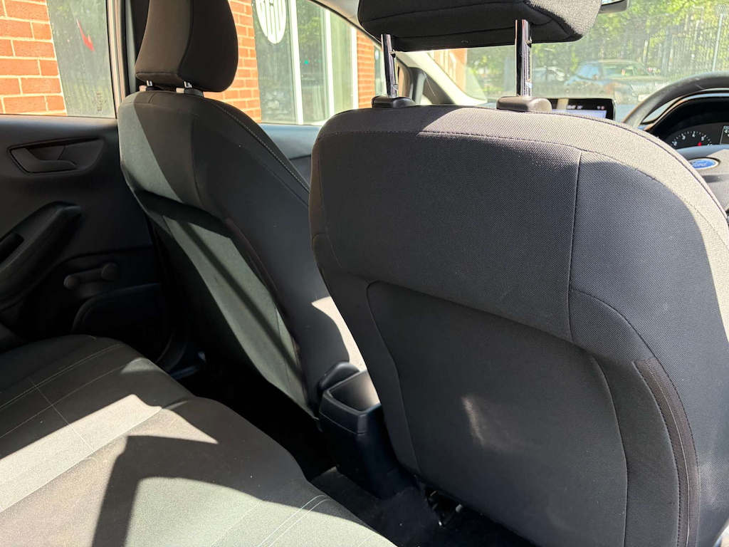 2022 Ford Fiesta — image 10