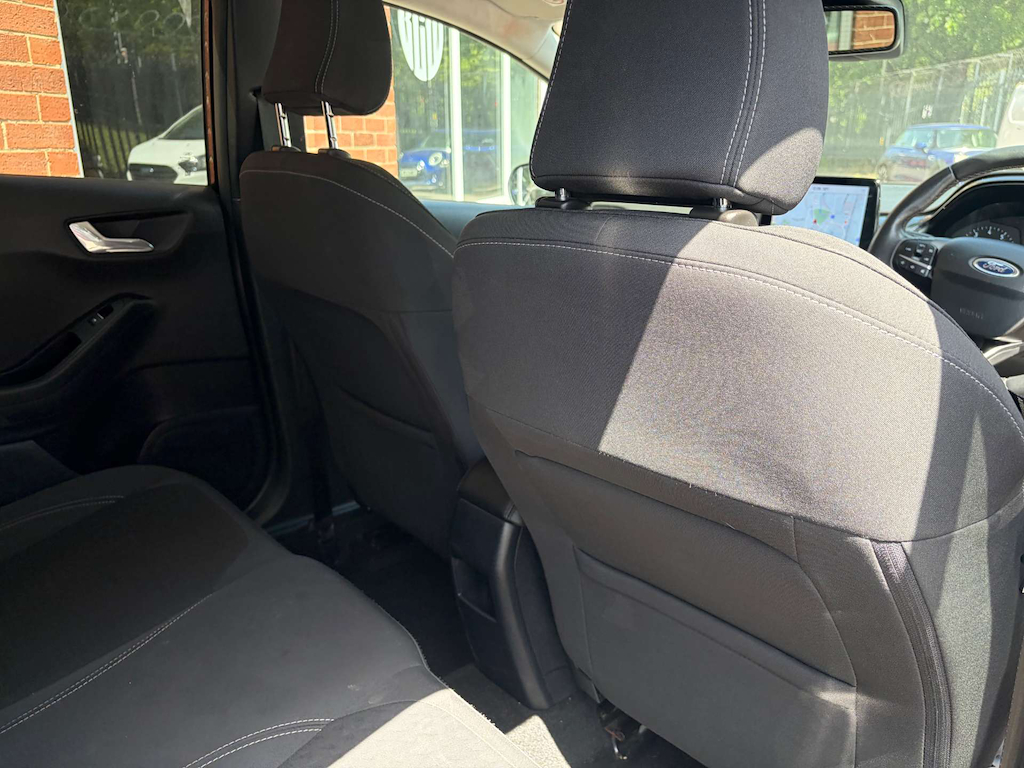 2020 Ford Fiesta — image 13