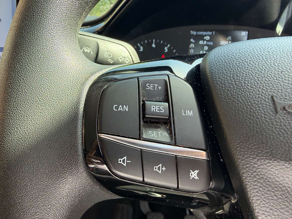 2022 Ford Fiesta — image 16