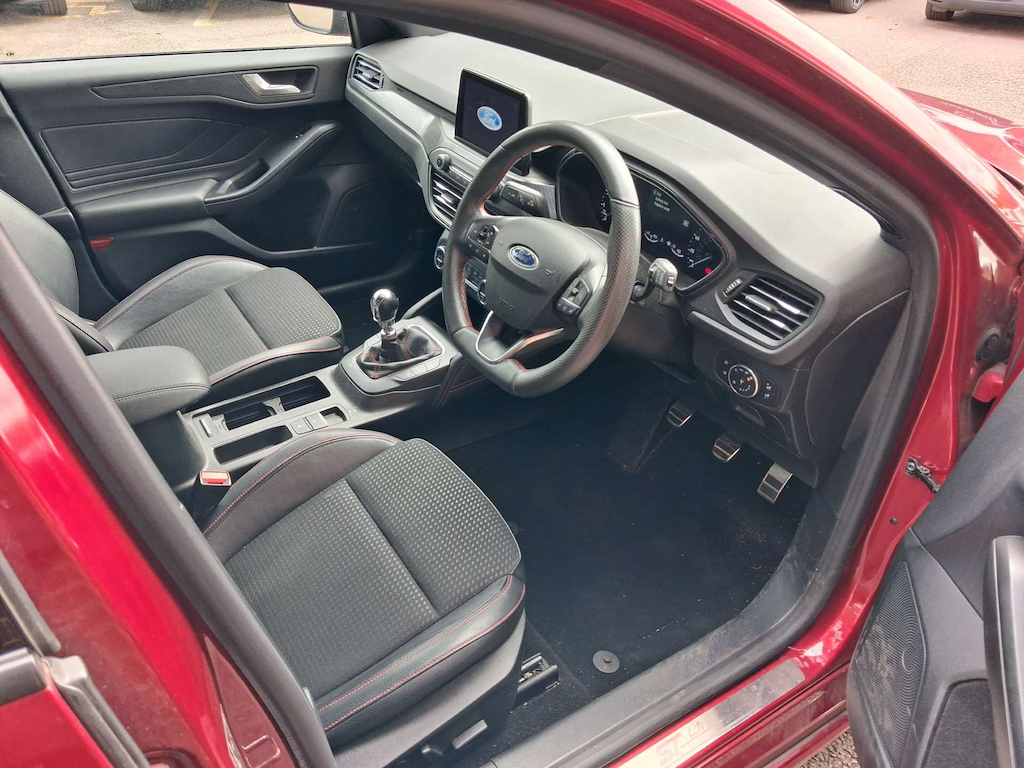 2019 Ford Focus — image 25