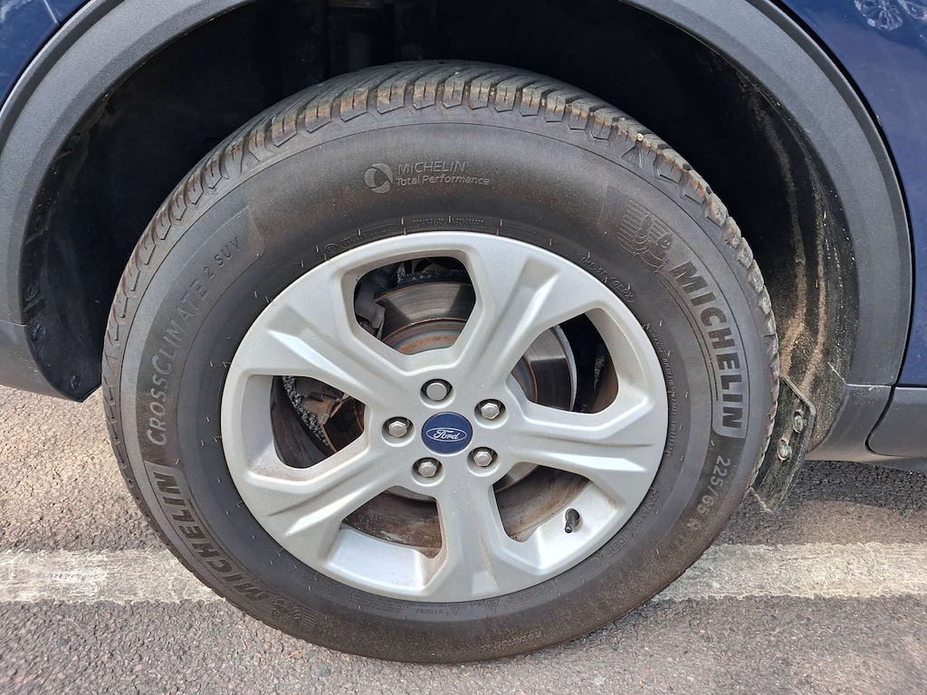 2022 Ford Kuga — image 14