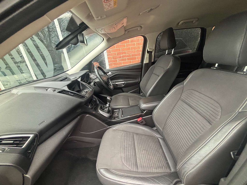 2019 Ford Kuga — image 15