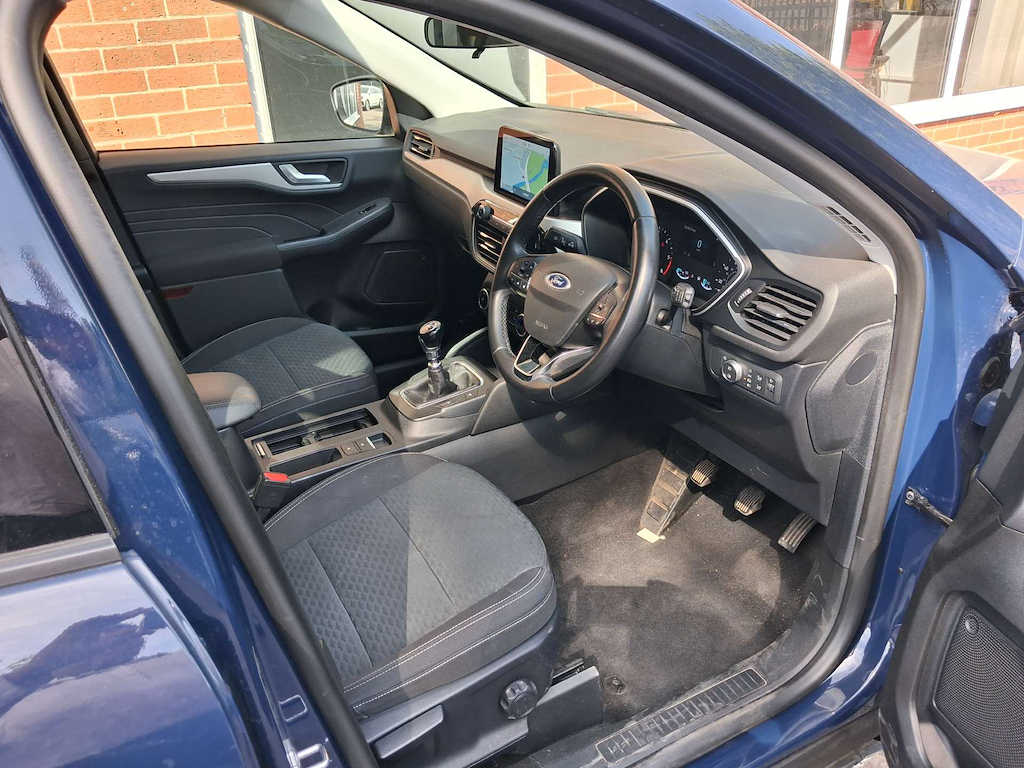 2022 Ford Kuga — image 22