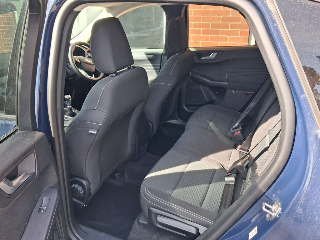 2022 Ford Kuga — image 13