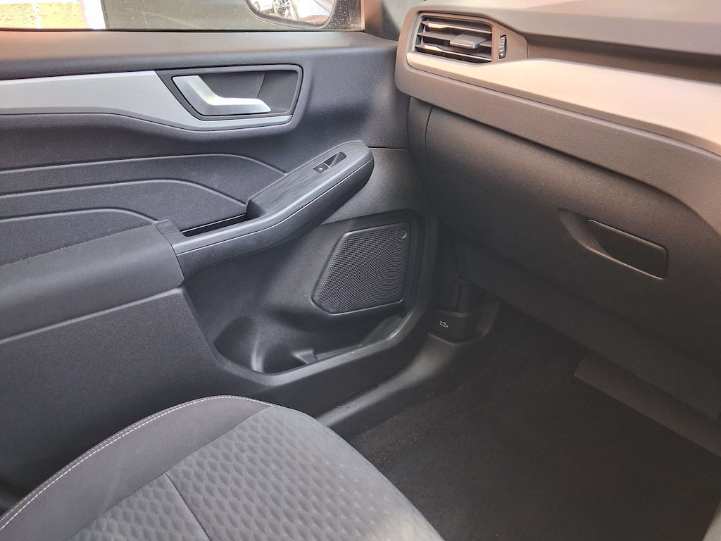 2022 Ford Kuga — image 18