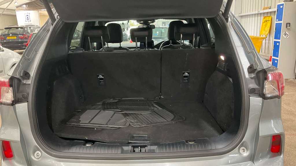 2020 Ford Kuga — image 7