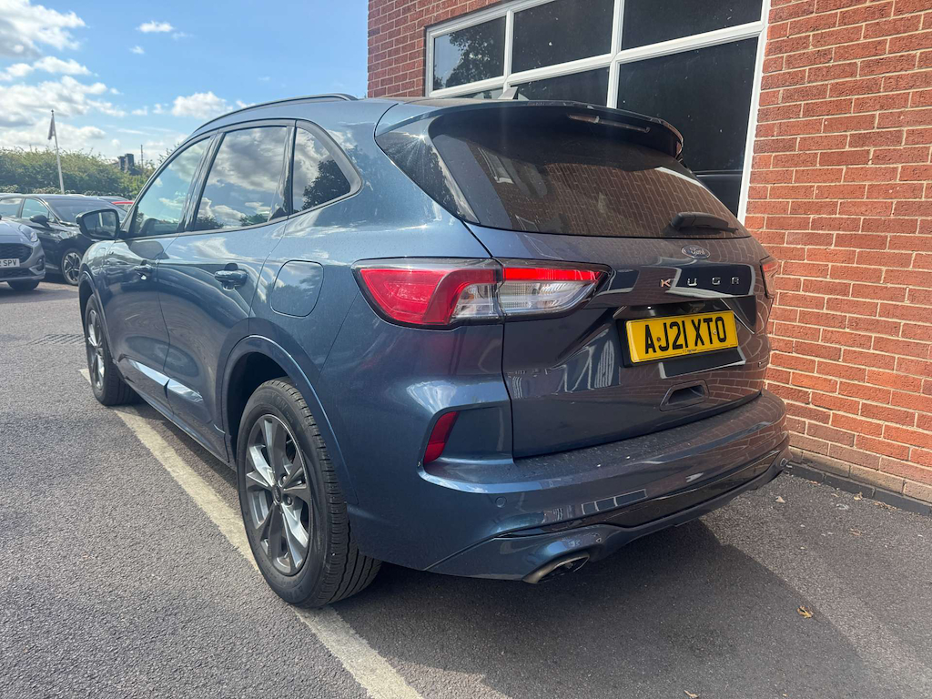2021 Ford Kuga — image 5