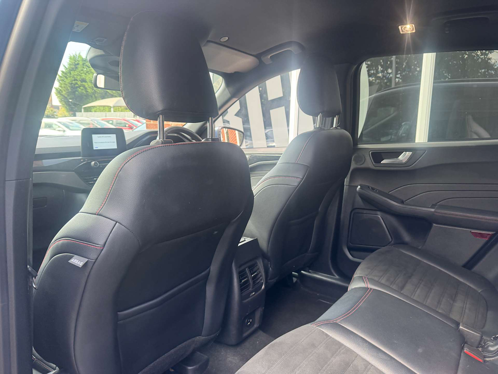2021 Ford Kuga — image 17