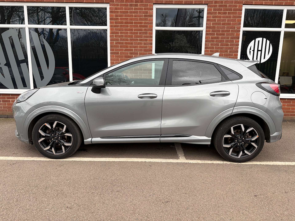 2021 Ford Puma — image 3