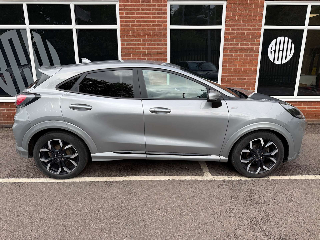 2021 Ford Puma — image 3