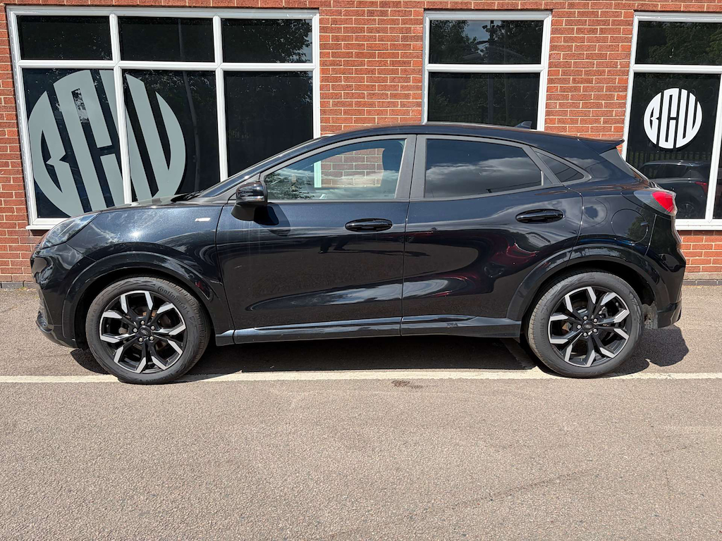 2021 Ford Puma — image 3