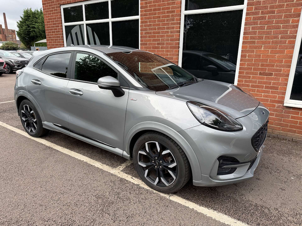 2021 Ford Puma — image 4