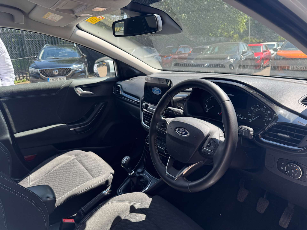 2024 Ford Puma — image 17