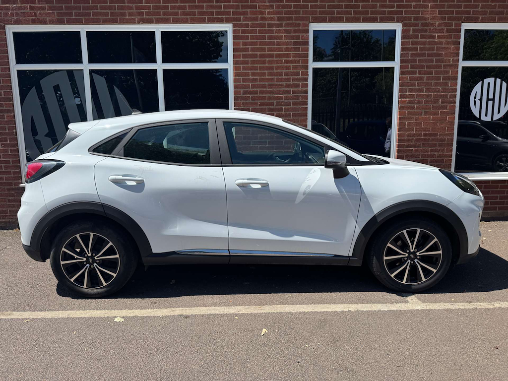 2024 Ford Puma — image 2