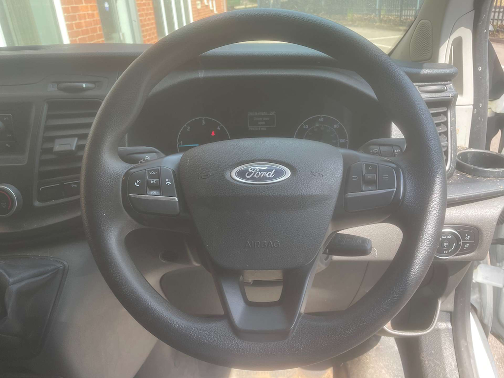 2019 Ford Transit — image 9